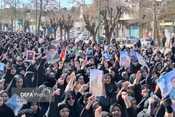 تشییع پیکر دو شهید حمله تروریستی آمریکا و رژیم صهیونیستی در نهاوند + تصاویر