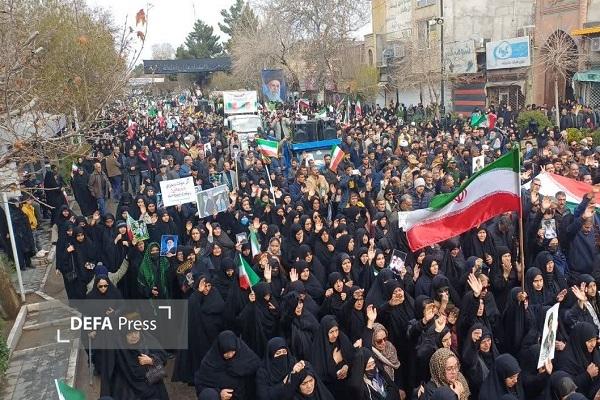 سردار شجاع: خون پاک شهیدان، ریشه مقاومت و ایمان را در دل مردم عمیقتر میکند سردار شجاع: خون پاک شهیدان، ریشه مقاومت و ایمان را در دل مردم عمیقتر میکند