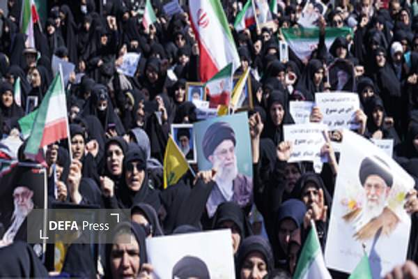 حضور پر شور و حماسی لرستانیها در راه پیمایی اقتدار حضور پر شور و حماسی لرستانیها در راه پیمایی اقتدار