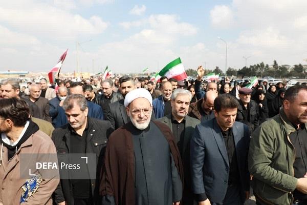 ملت ایران با وحدت و ایمان بار دیگر دشمنان را ناکام گذاشتند