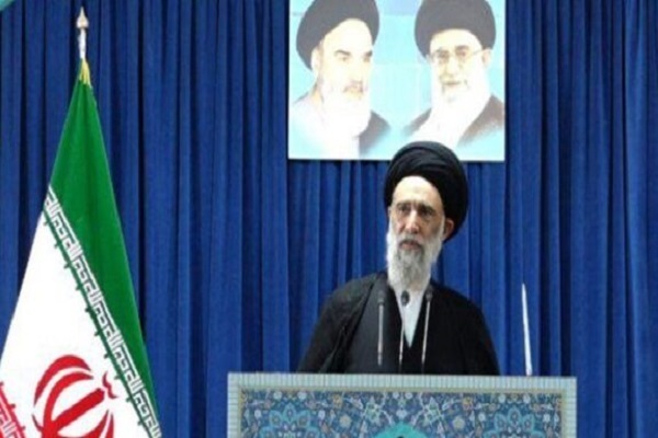 مبارزه با آمریکا و اسرائیل یک کار بزرگ است