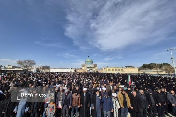 مراسم تشییع پیکر ۲ شهید در قزوین برگزار شد 