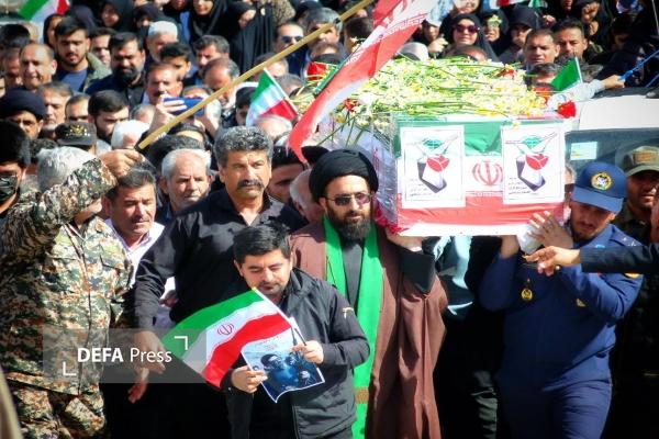 گزارش تصویری/ تشییع شهیدمدافع وطن «ابوالفضل نصرالهی» در آبدانان
