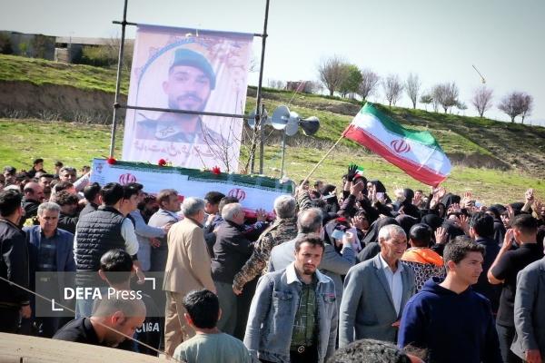 گزارش تصویری/ تشییع شهیدمدافع وطن «ابوالفضل نصرالهی» در آبدانان