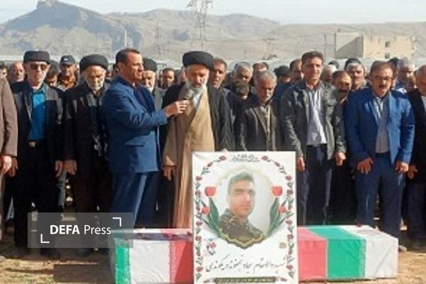 تشییع شهید سجاد نجفوند در خرم آباد+ عکس