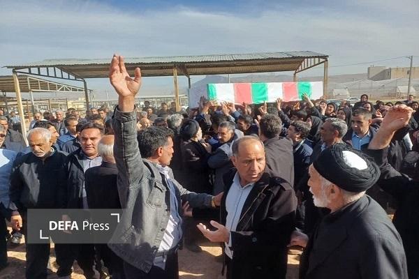 تشییع شهید سجاد نجفوند در خرم آباد+ عکس