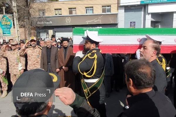 تشییع با شکوه پیکر دو شهید تروریستی در تویسرکان + تصاویر