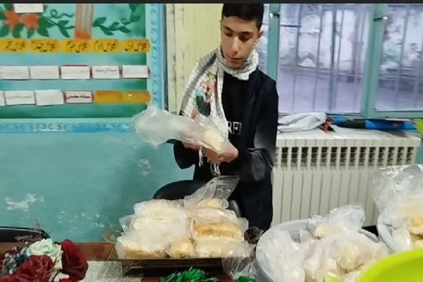 برگزاری افطاری ساده به یاد سید شهدای انقلاب در دبستان پسرانه باقرالعلوم