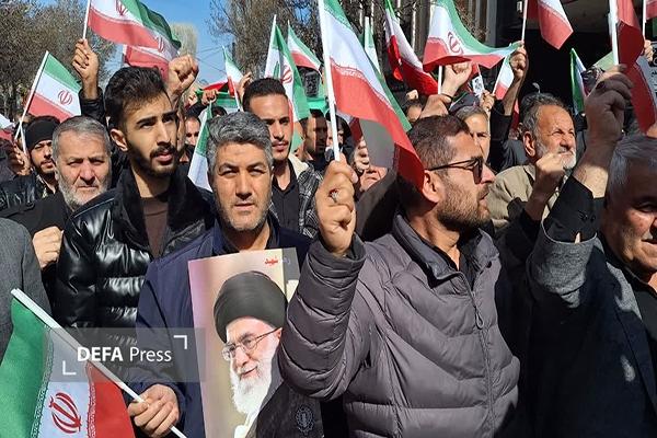 آرش‌گون از مرز و کیان خود حفاظت می‌کنیم