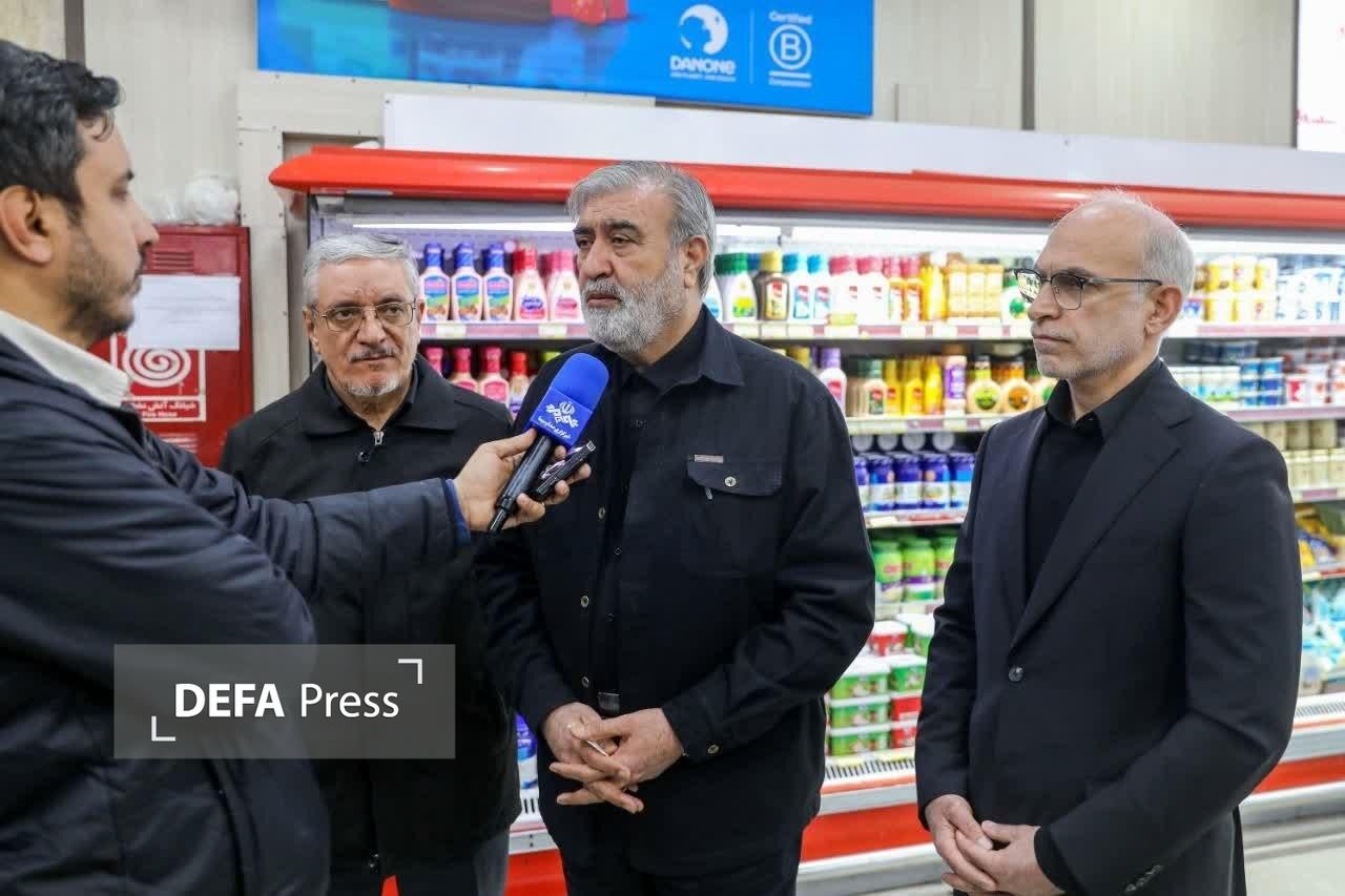 اطمینان خاطر مجلس و وزارت دفاع از ذخایر راهبردی کالاهای اساسی در بازدید از «اتکا» / آمادگی کامل برای نبردهای طولانی و تأمین معیشت خانوادهها اطمینان خاطر مجلس و وزارت دفاع از ذخایر راهبردی کالاهای اساسی در بازدید از «اتکا» / آمادگی کامل برای نبردهای طولانی و تأمین معیشت خانوادهها