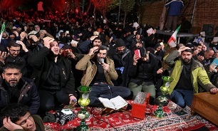 تصاویر / مراسم احیای شب نوزدهم ماه رمضان در میدان های شهر اصفهان