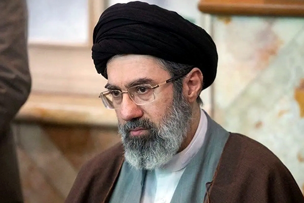 رهبر جدید با نگاه ویژه به جوانان مسیر انقلاب را ادامه می‌دهد