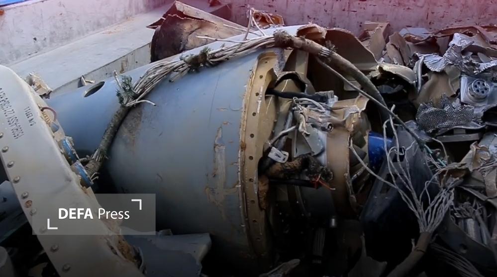 فیلم/ رهگیری و متلاش کردن یک فروند موشک کروز در آسمان استان مرکزی+ تصویر