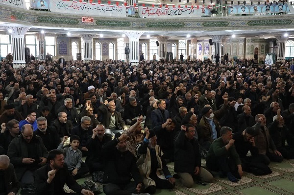 فیلم/ بیعت مردم ولایتمدار شهرکرد با امام امت، حضرت آیت الله سید مجتبی خامنه ای