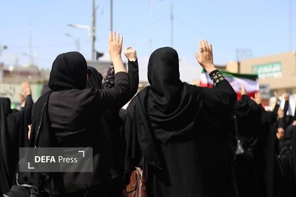 بیعت باشکوه مردم کرمان با امام «سیدمجتبی خامنه‌ای» در میدان آزادی+تصاویر