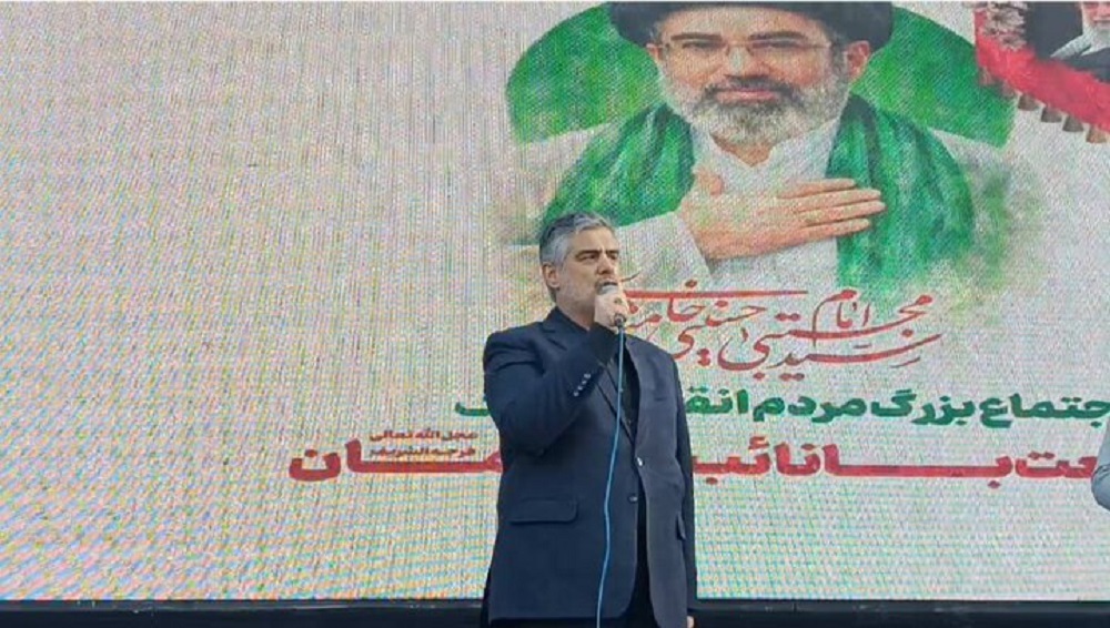 زندیه وکیلی: استان مرکزی ۲۷ شهید در راه دفاع از انقلاب تقدیم کرد