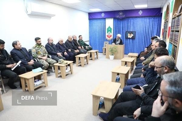 جمعی از مسئولین و اعضای شورای تأمین استان سمنان با رهبر معظم انقلاب اسلامی اعلام بیعت کردند