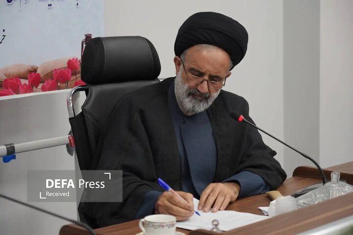 نمایند ولی فقیه در بنیاد شهید درگذشت پدر سردار شهید حسین محمدیان را تسلیت گفت نمایند ولی فقیه در بنیاد شهید درگذشت پدر سردار شهید حسین محمدیان را تسلیت گفت