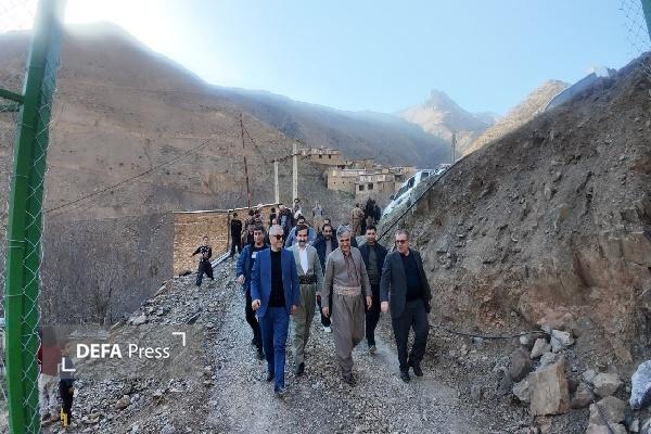 بسیاری از مشکلات روستاها با مشارکت مردم و پیگیری مسئولان قابل حل است بسیاری از مشکلات روستاها با مشارکت مردم و پیگیری مسئولان قابل حل است