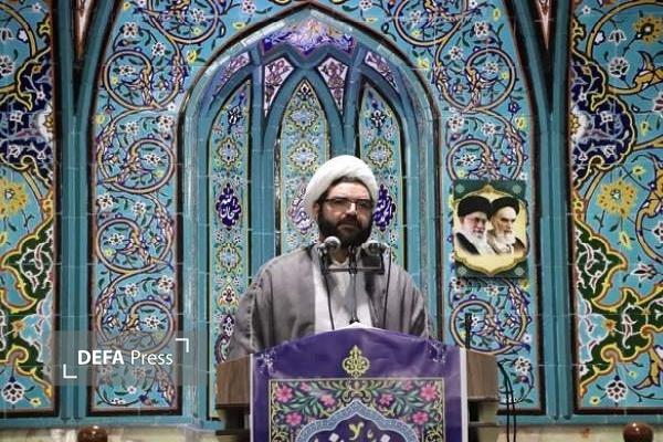 نباید تحریمها بهانهای برای سوءمدیریت شود و معیشت مردم به مذاکرات گره بخورد نباید تحریمها بهانهای برای سوءمدیریت شود و معیشت مردم به مذاکرات گره بخورد