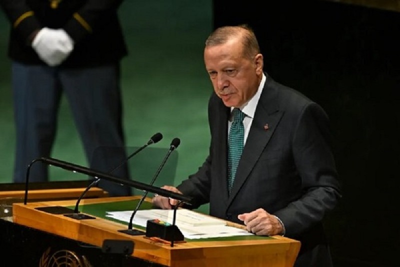 اردوغان: جنگ باید قبل از به آتش کشیدن کل منطقه متوقف شود