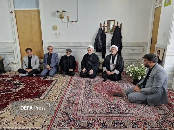 مدیرکل بنیاد شهید کرمان با خانواده  شهید «علی اسمعیلی» دیدار کرد +تصاویر