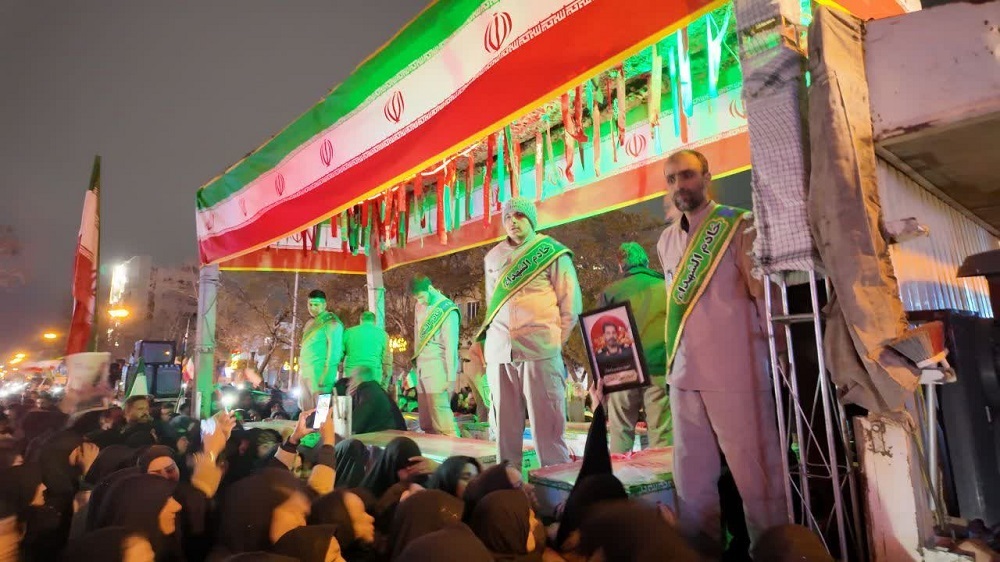 تشییع با شکوه شهدای مدافع وطن در اراک