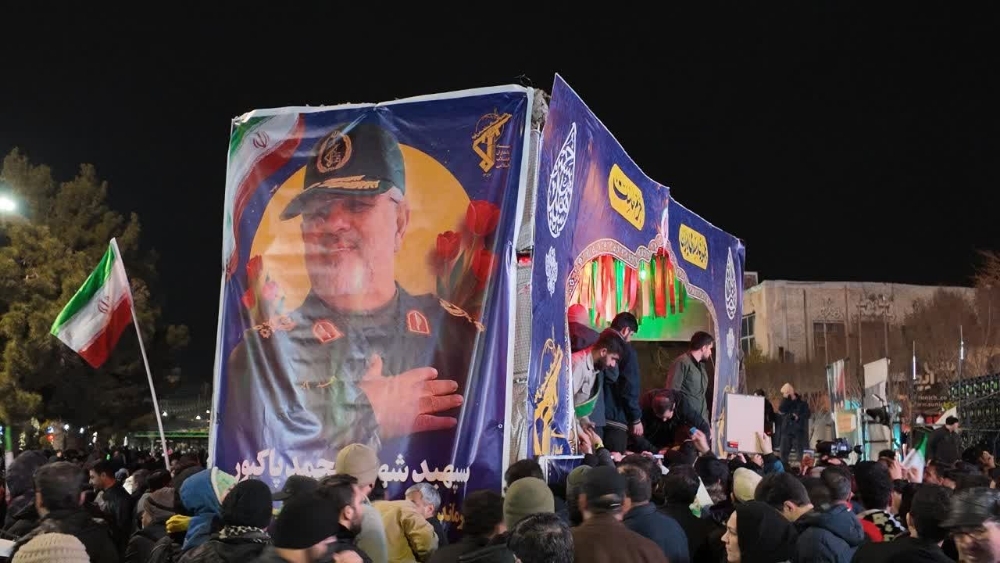 فیلم/ وداع با شکوه مردم دیار آفتاب با فرمانده دلاور اراکی