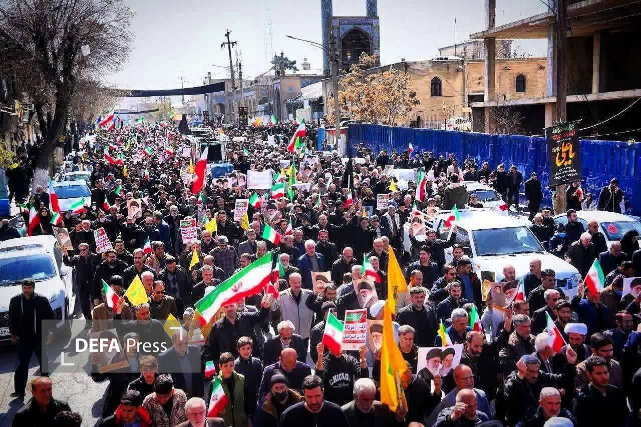 خشم حماسی ملت ایران علیه متجاوزان آمریکایی و صهیونی+ عکس و فیلم