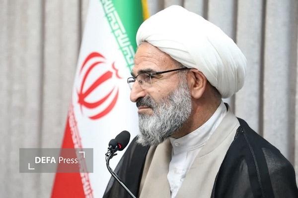 امام جمعه سمنان: دشمنان به دنبال تجزیه ایران هستند/تنگه هرمز؛ برگ برنده ایران در برابر دشمنان