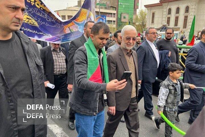 حضور مسئولان کشوری و لشکری در جمع پرشور مردم در راهپیمایی روز قدس