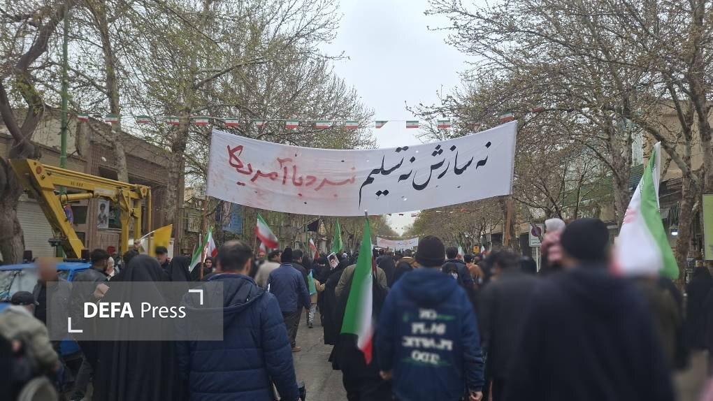 گزارش خبرنگاران دفاع‌پرس سراسر کشور از حضور حماسی مردم در راهپیمایی روز قدس + عکس و فیلم