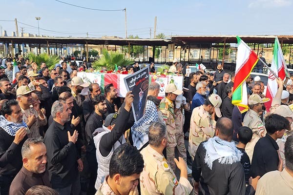 فیلم/ تشییع و تدفین شهید مرزبانی در اهواز