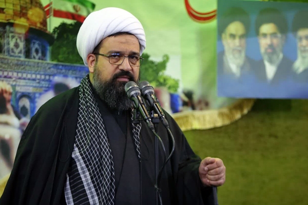 امام‌جمعه چهارباغ: مقاومت ملت ایران تا پشیمانی کامل دشمن ادامه دارد