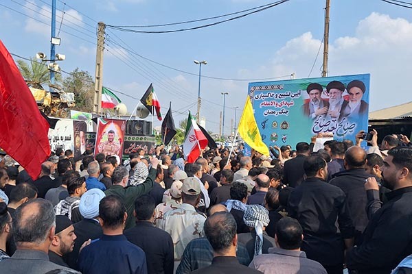 فیلم/ بدرقه پیکر مطهر شهدای جنگ رمضان در اهواز