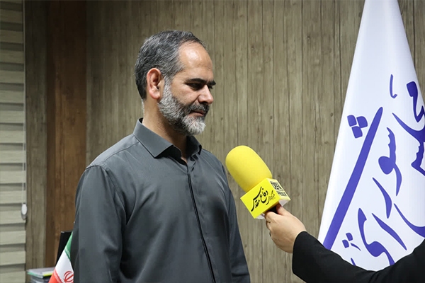 آرمان‌های شهدا نباید دچار منفعت‌طلبی شود