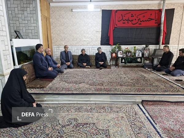 گروهی ساردو: خانواده شهدا مایه دلگرمی جامعه؛ مدیون ایثار آنان هستیم گروهی ساردو: خانواده شهدا مایه دلگرمی جامعه؛ مدیون ایثار آنان هستیم