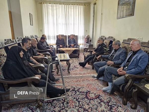 گروهی ساردو: خانواده شهدا مایه دلگرمی جامعه؛ مدیون ایثار آنان هستیم گروهی ساردو: خانواده شهدا مایه دلگرمی جامعه؛ مدیون ایثار آنان هستیم