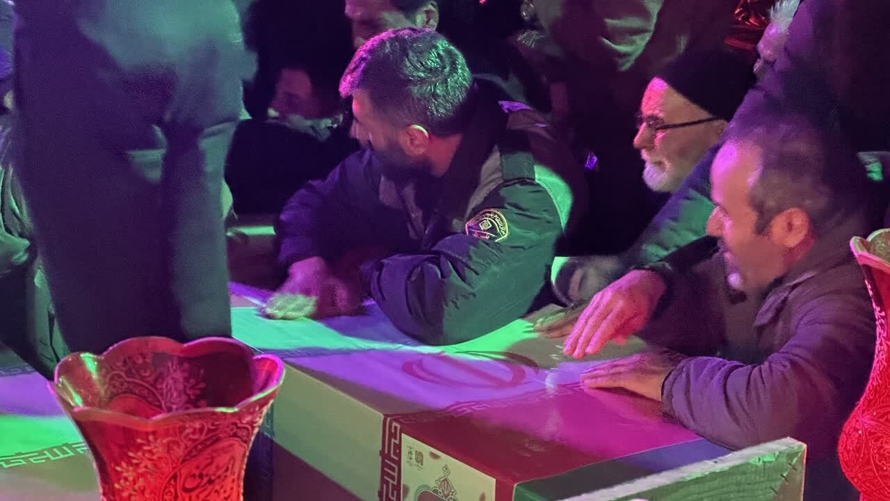 تصاویر/شب وداع شهدا در زنجان برگزار شد