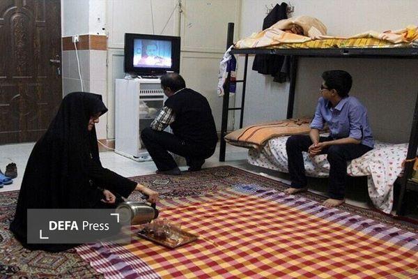 میزبان ۱۰ هزار هم وطن در ۱۰ روز؛ گلستان در خدمت مردم مناطق جنگی میزبان ۱۰ هزار هم وطن در ۱۰ روز؛ گلستان در خدمت مردم مناطق جنگی