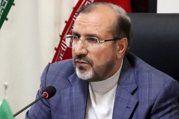 تداوم راه شهدا و تبعیت از رهبری، راه عبور از بحران‌هاست