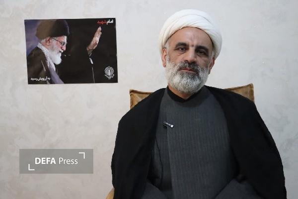 رسانهها پیشگام جهاد تبیین در برابر توطئههای دشمنان است رسانهها پیشگام جهاد تبیین در برابر توطئههای دشمنان است