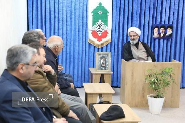 نباید توطئه‌های دشمن را در تحولات داخلی نادیده گرفت/ صهیونیست‌ها نه با اصلاح‌طلبان کاری دارند، نه با اصولگرایان، آنها با «ایران بزرگ» مسأله دارند