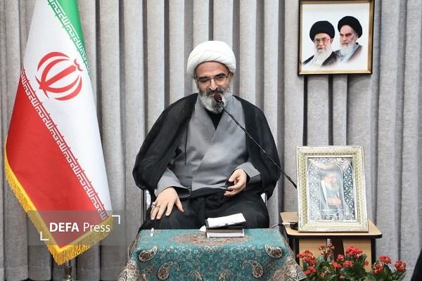 بیعت اصحاب رسانه با رهبر انقلاب؛ دنیا از صلابت ملت ایران شگفت‌زده است