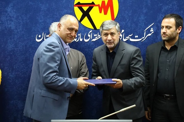 صنعت برق کشور در پایداری شبکه سربلند بوده است