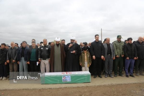برگزاری مراسم تشییع شهید «وحید عباسی» در روستای بابانظر + تصاویر