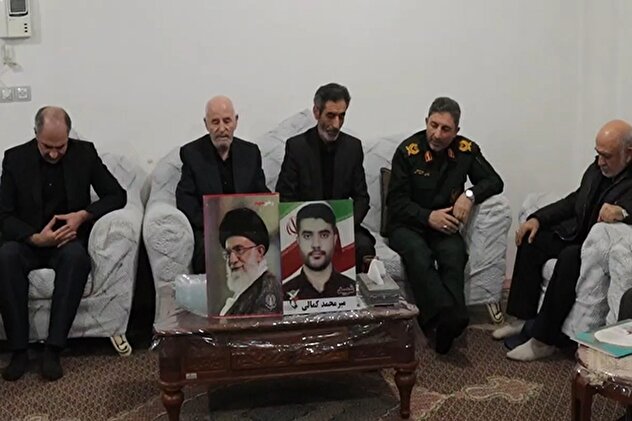 فیلم/ دیدار فرمانده سپاه حضرت عباس (ع) اردبیل با خانواده‌های شهدای جنگ رمضان