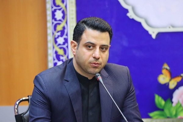 چاپ ۴۵ هزار پوستر منقش به تمثال مبارک رهبر شهید و رهبر معظم انقلاب در مازندران