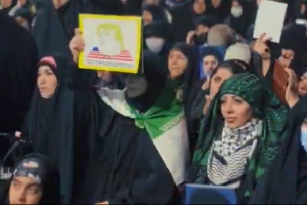 کلیپ/ حماسه حضور؛ قائم‌شهری‌ها در شب هفدهم سوگ امام شهید