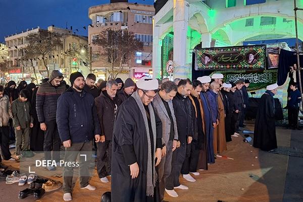 حضور مجاهدانه پیش‌کسوتان دفاع مقدس در موکب‌های افطاری اردبیل